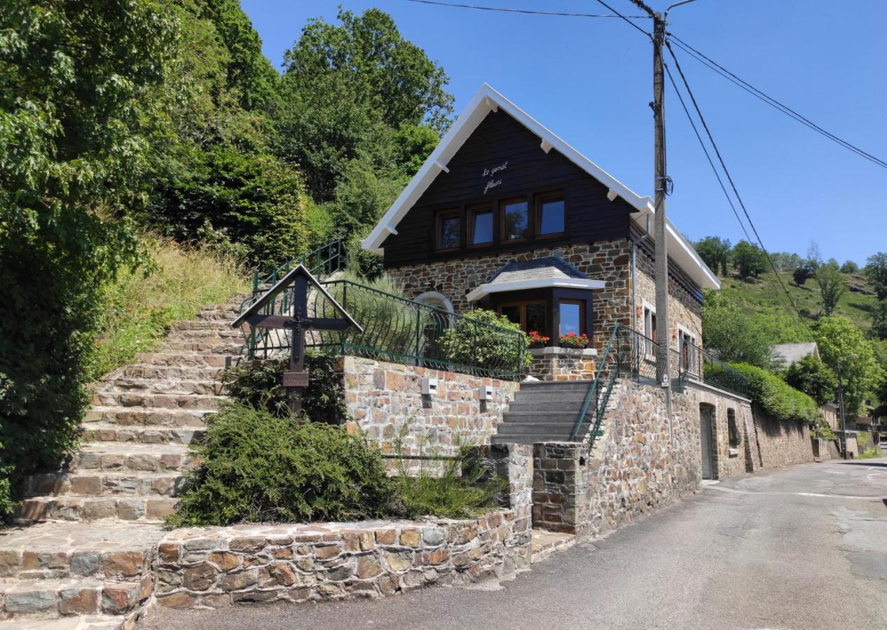 Villa Le Genet Fleuri 라로셰안알데네 외부 사진